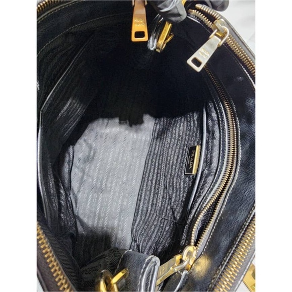 Authentic PRADA Saffiano Medium Galleria Double Zip Tote Black - Picture 12 of 14